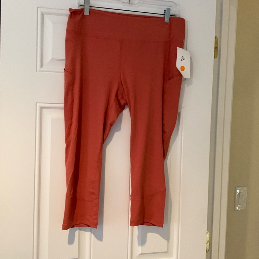 Botticelli Coral colored Capri workout pants